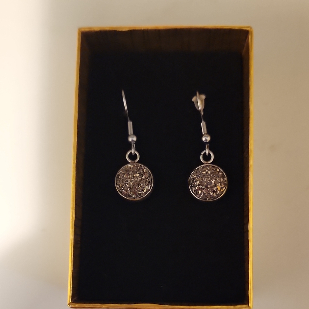 Elegant Silver Dangle Earrings